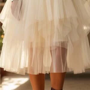 Chic Cream Tulle A-Line Skirt